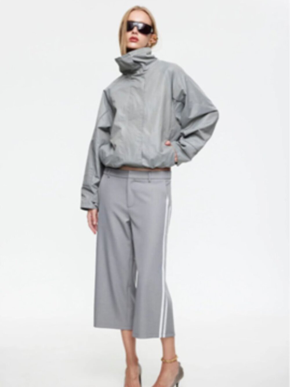 Lioness Wide Leg Cropped Trousers in Light Grey with Side Stripe